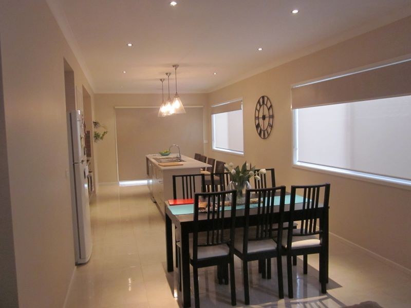 5 Black Forest Way, Clyde North VIC 3978