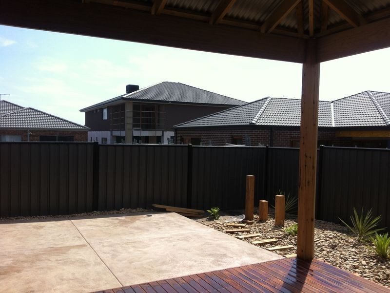 5 Black Forest Way, Clyde North VIC 3978