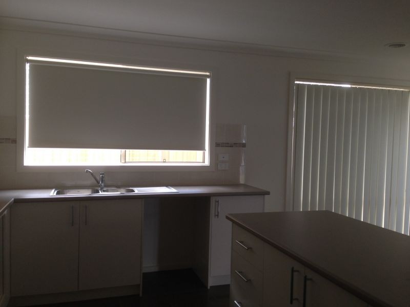 34 Valencia Circuit, Cranbourne VIC 3977