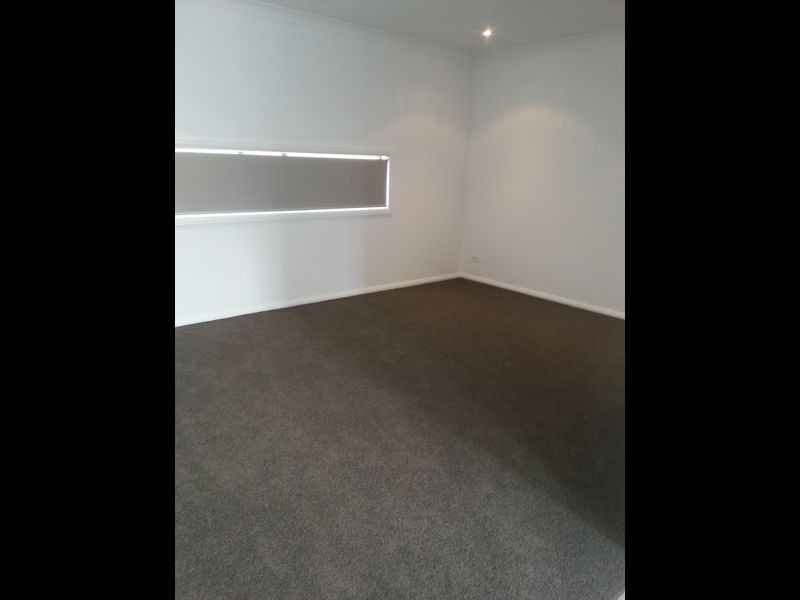 83 Linden Tree Way, Cranbourne North VIC 3977