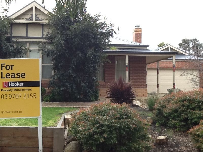 10 Botanic Ridge, Cranbourne South VIC 3977