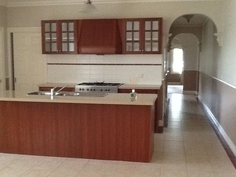 10 Botanic Ridge, Cranbourne South VIC 3977