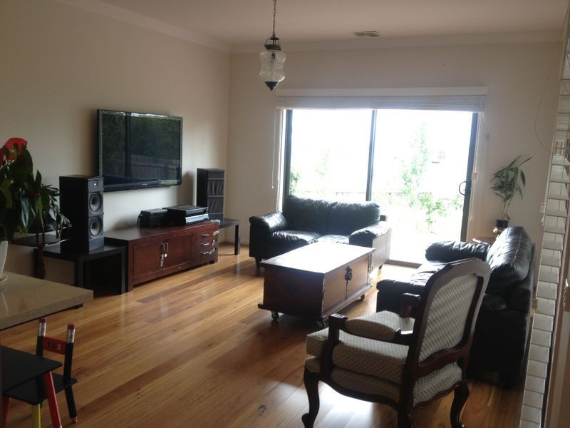 13 Sheldon Drive, Berwick VIC 3806