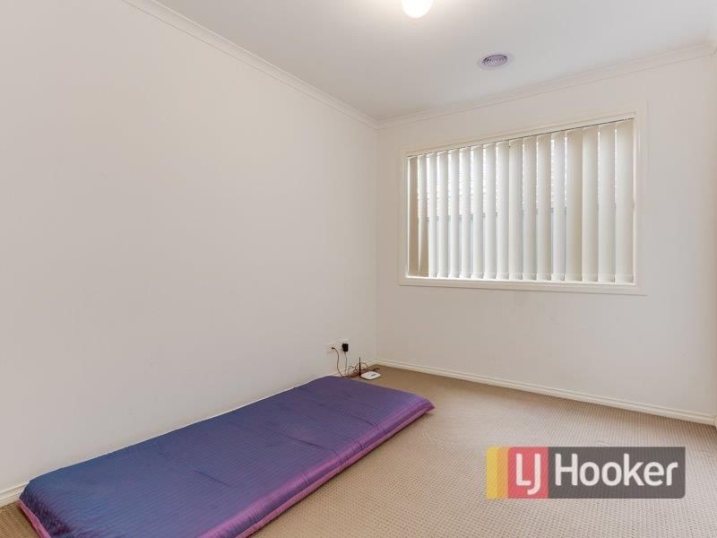 12 Sienna Way, Pakenham VIC 3810