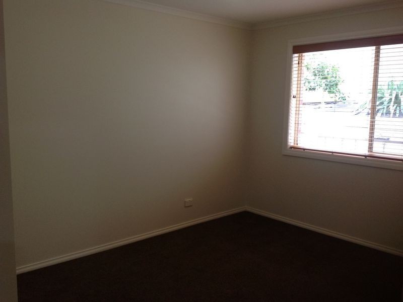 34 Sittella Drive, Berwick VIC 3806