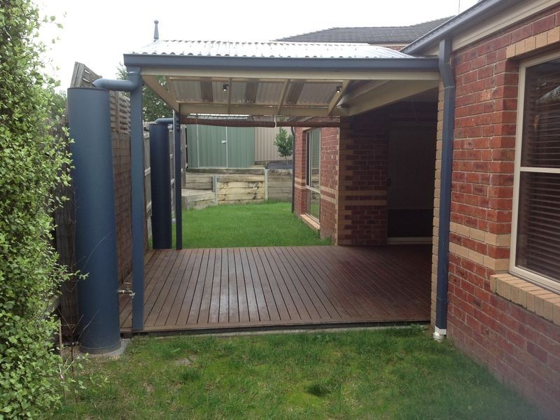 34 Sittella Drive, Berwick VIC 3806