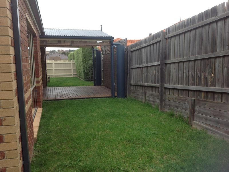 34 Sittella Drive, Berwick VIC 3806