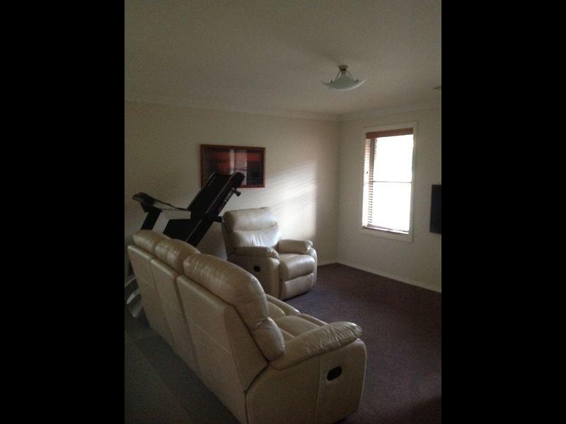 34 Sittella Drive, Berwick VIC 3806