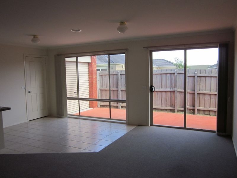 3 Dempster Way, Berwick VIC 3806