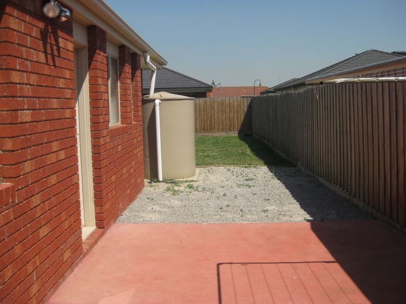 3 Dempster Way, Berwick VIC 3806