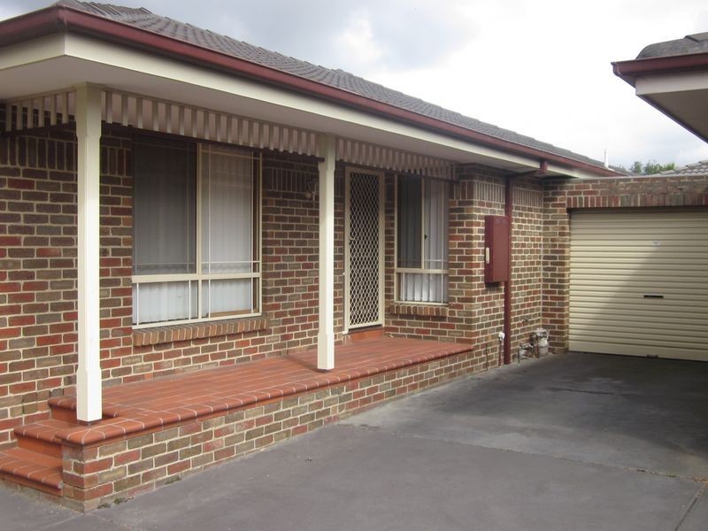 2/125 Mansfield Street, Berwick VIC 3806