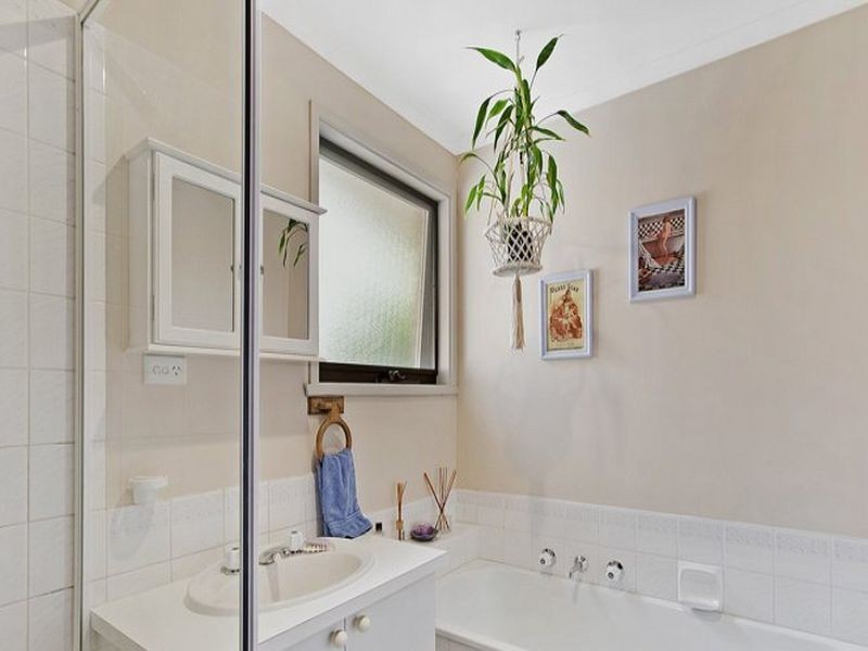 68 Fleetwood Drive, Narre Warren VIC 3805