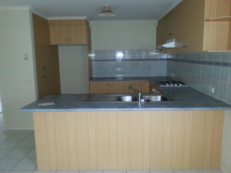 24 Grand Arch Way, Berwick VIC 3806