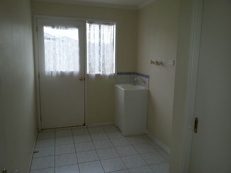 24 Grand Arch Way, Berwick VIC 3806