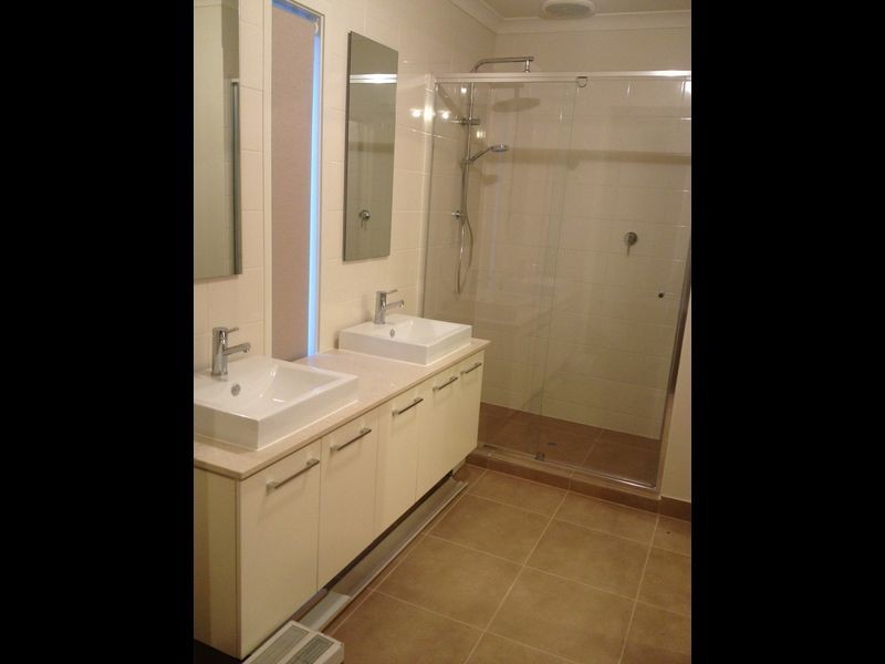 25 Penshurst Crescent, Officer VIC 3809