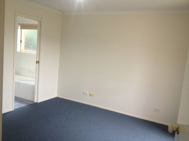 8/40 Victoria Road, Narre Warren VIC 3805