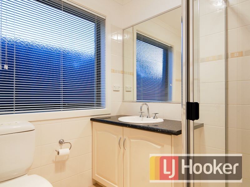 2/7 Campbell Street, Berwick VIC 3806