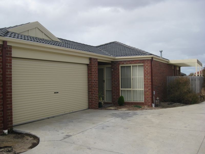 1/49-51 Dartmoor Drive, Cranbourne VIC 3977