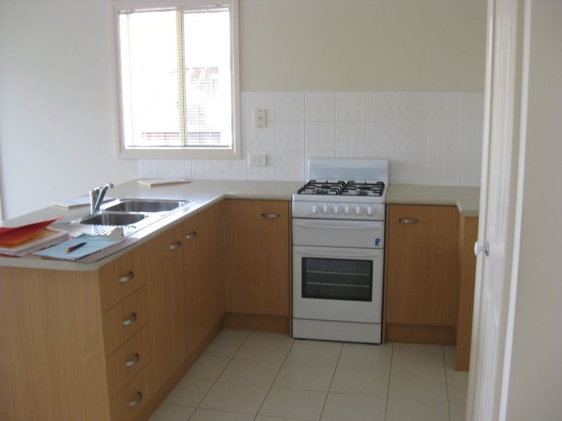 1/49-51 Dartmoor Drive, Cranbourne VIC 3977