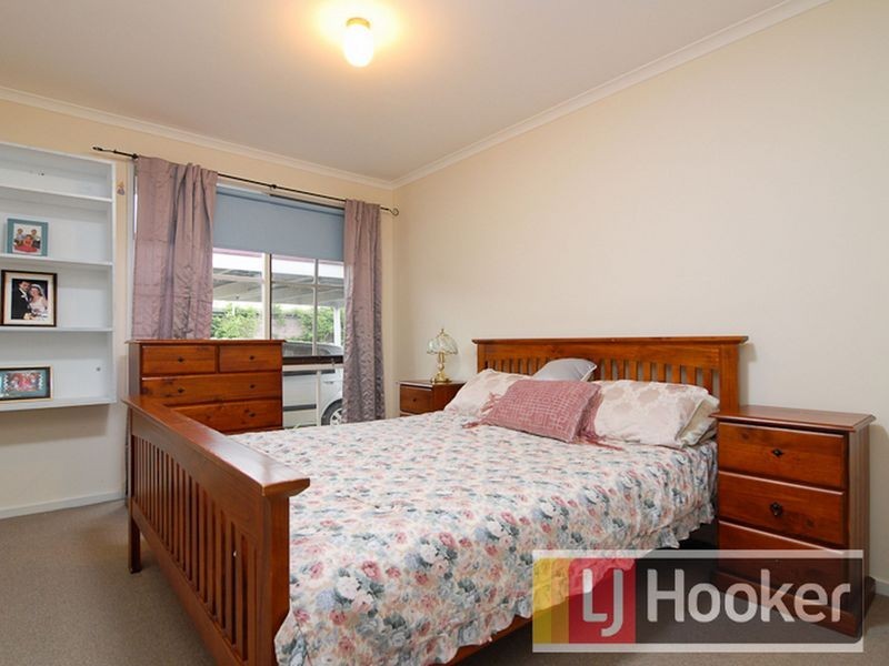 12 Cheviot Avenue, Berwick VIC 3806