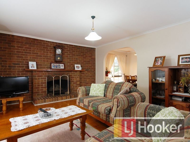 12 Cheviot Avenue, Berwick VIC 3806