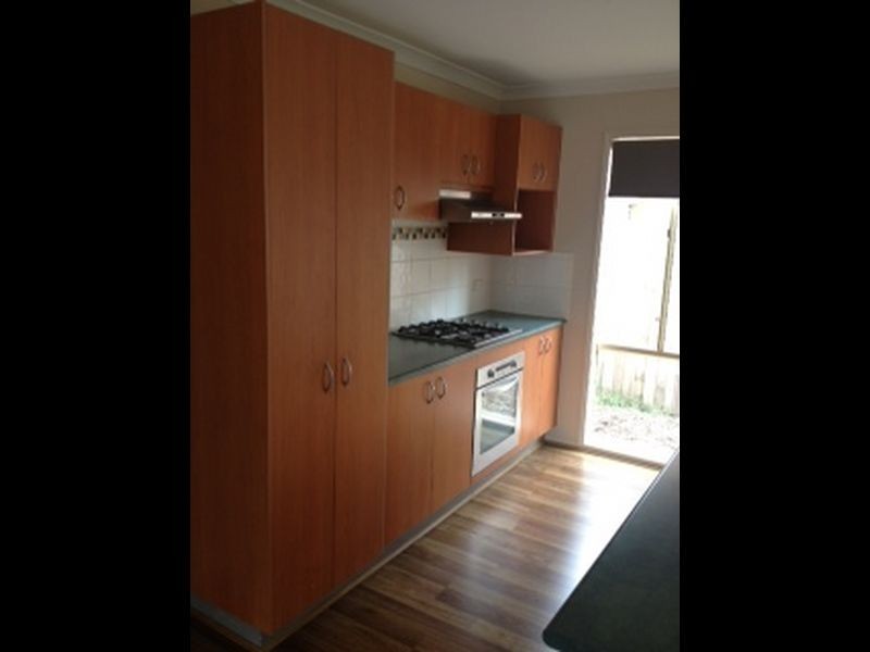 4 Chisholm Crescent, Narre Warren VIC 3805