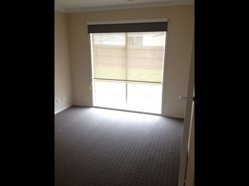 4 Chisholm Crescent, Narre Warren VIC 3805