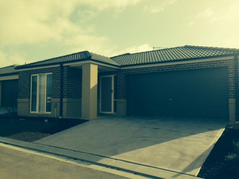 14 Everton Lane, Langwarrin VIC 3910