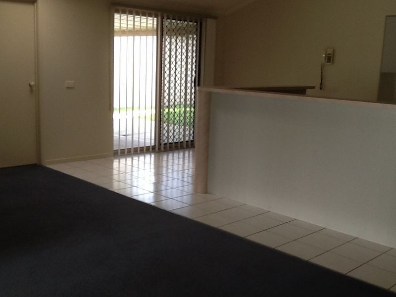 7 Iris Close, Cranbourne North VIC 3977