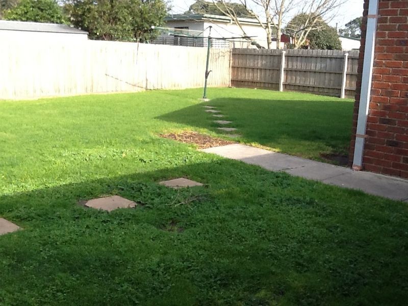 7 Iris Close, Cranbourne North VIC 3977