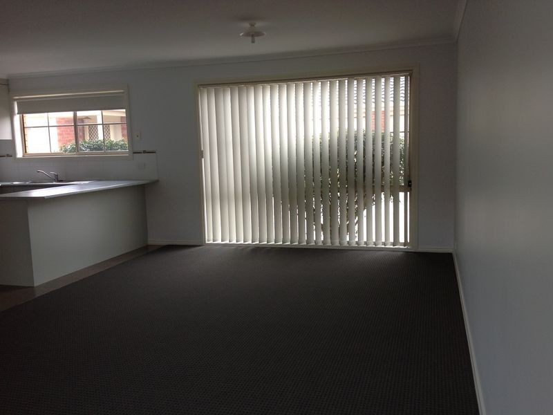 6/19-21 Maculata Drive, Cranbourne West VIC 3977