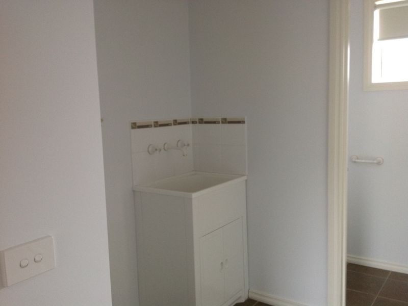 6/19-21 Maculata Drive, Cranbourne West VIC 3977