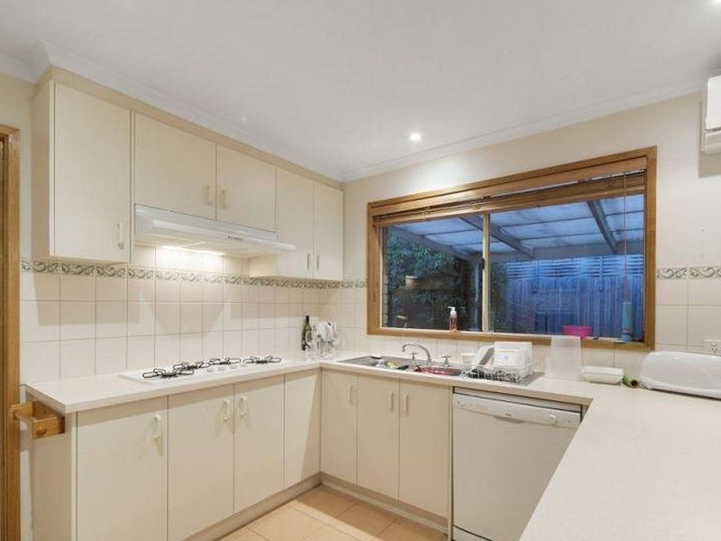 32 Warrawong Drive, Berwick VIC 3806