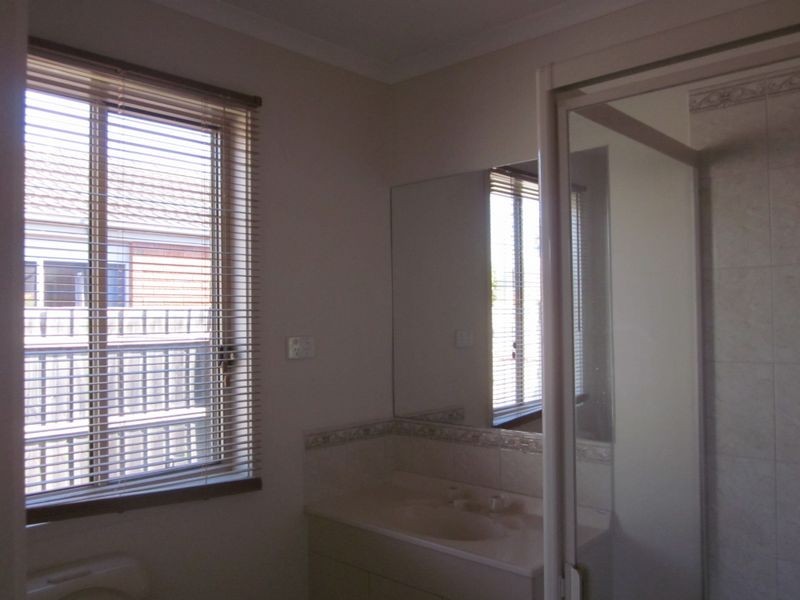 6 Cadell Place, Berwick VIC 3806