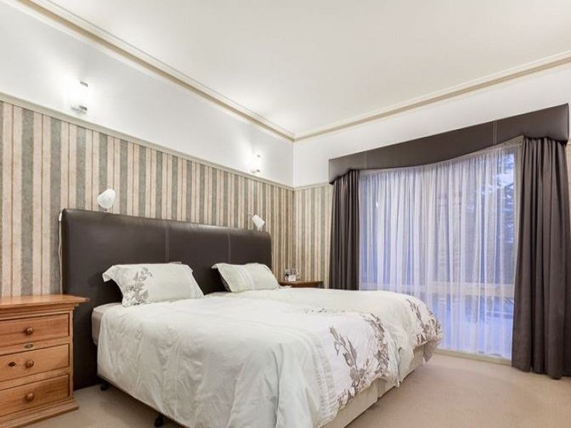 17 Hunt Club Road, Narre Warren South VIC 3805