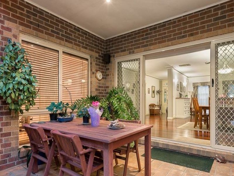 17 Hunt Club Road, Narre Warren South VIC 3805