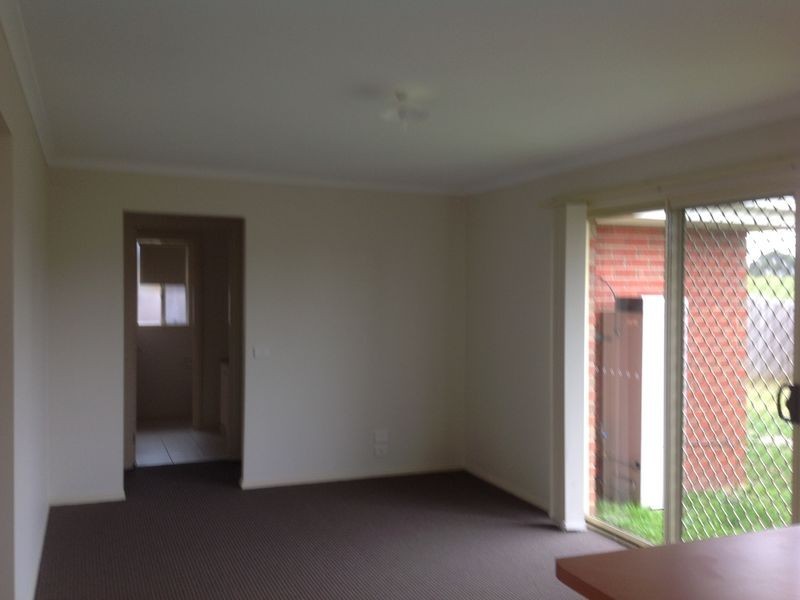 10/21 Merrijig Avenue, Cranbourne VIC 3977