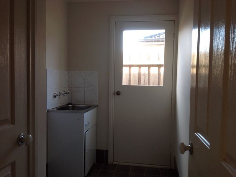 35 Sing Crescent, Berwick VIC 3806