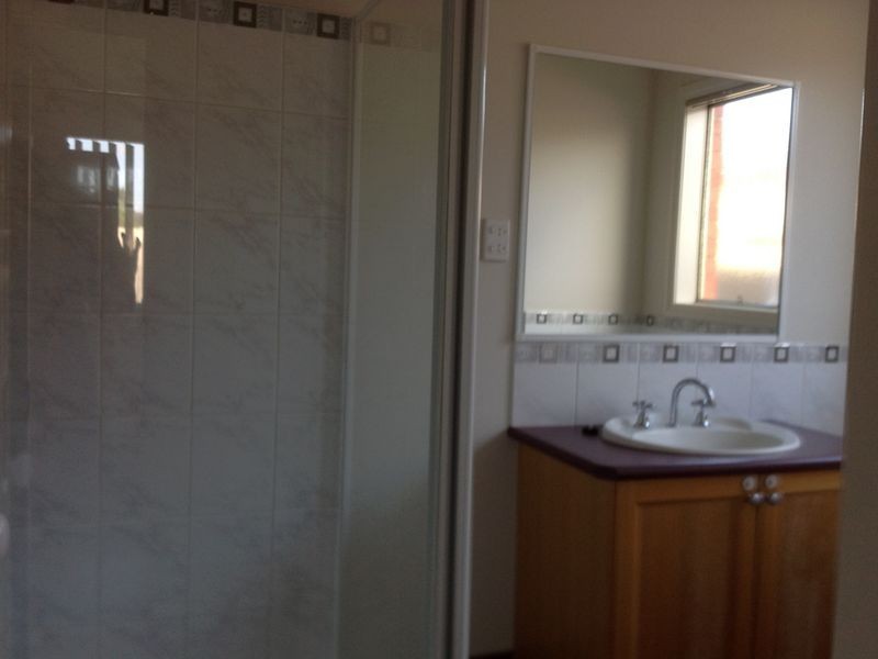 35 Sing Crescent, Berwick VIC 3806