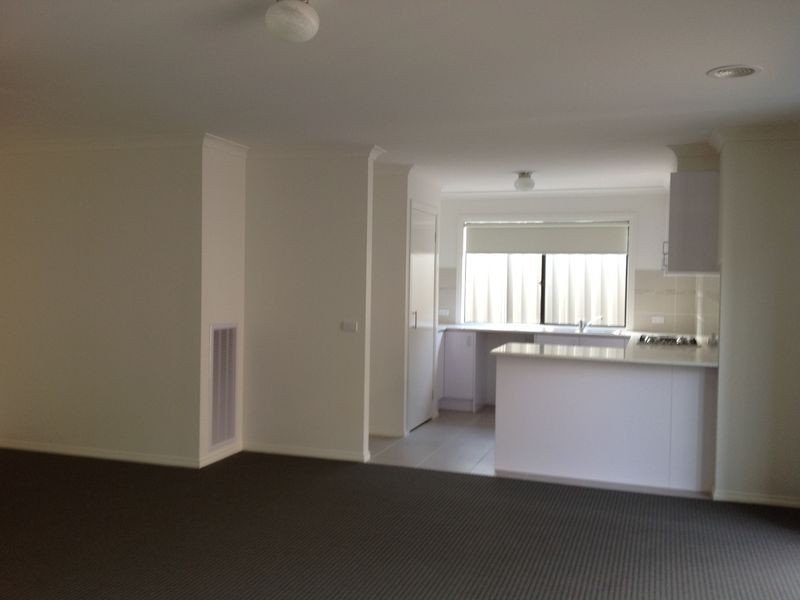 51 Southampton Drive, Langwarrin VIC 3910