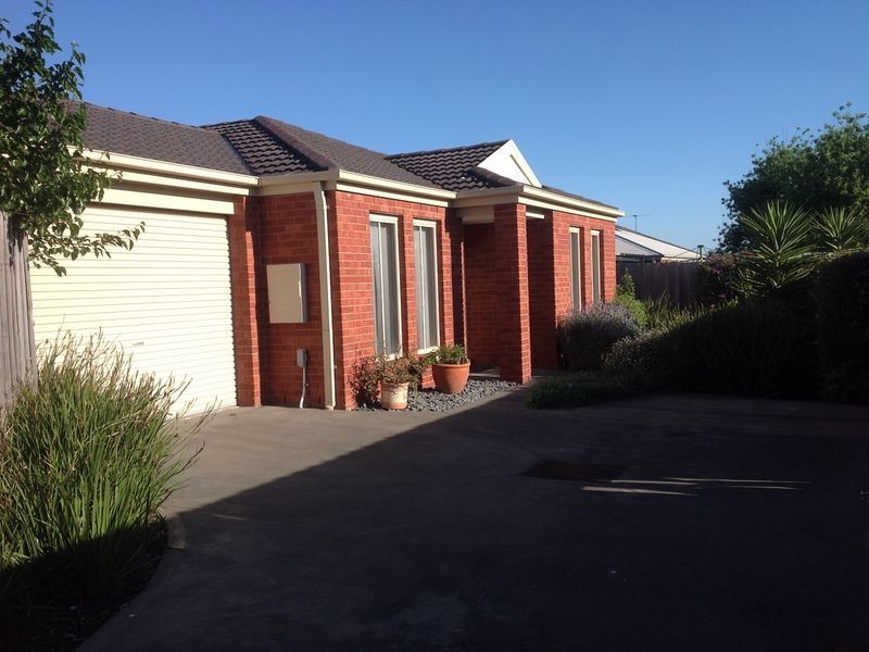 131 Melzak Way, Berwick VIC 3806
