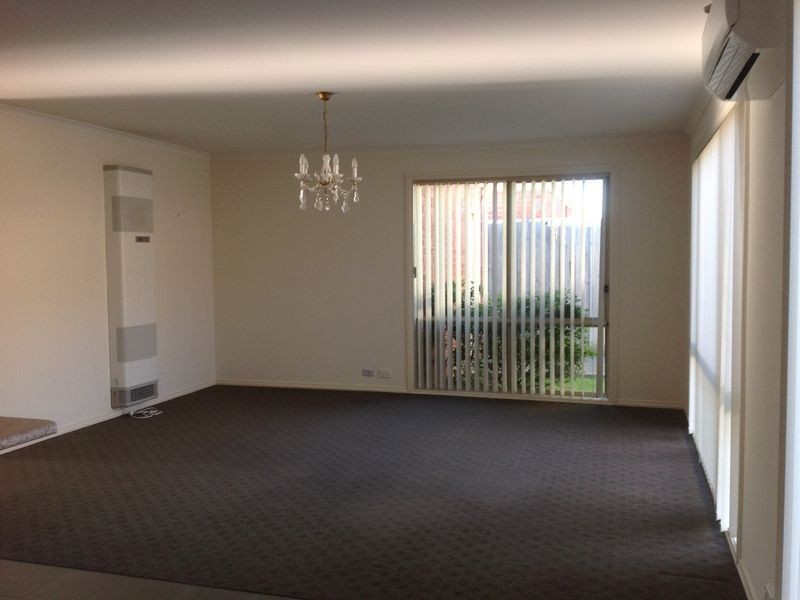 131 Melzak Way, Berwick VIC 3806