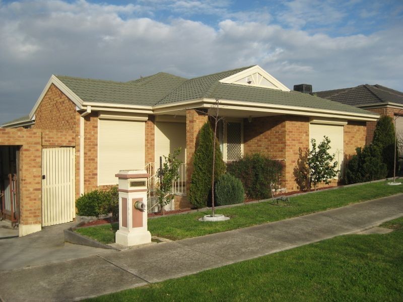 23 Innes Court, Berwick VIC 3806