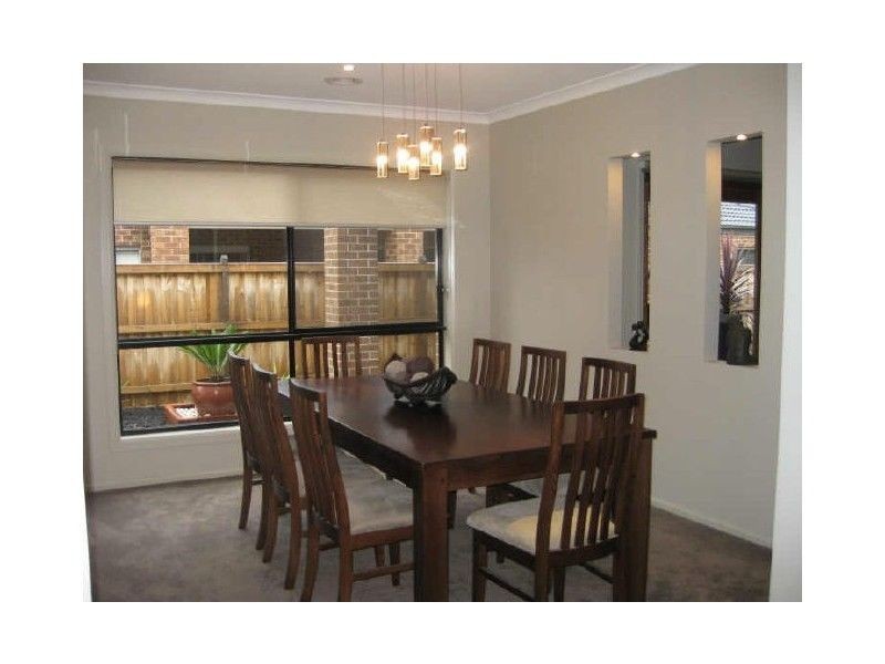 21 Flash Dan Drive, Cranbourne VIC 3977