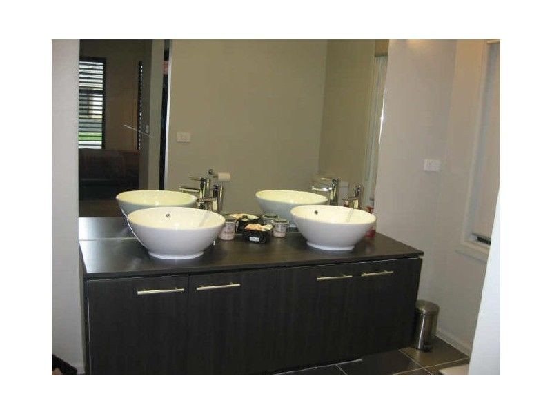 21 Flash Dan Drive, Cranbourne VIC 3977