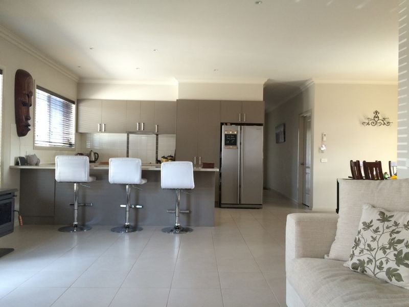 1/30 Lyall Street, Tooradin VIC 3980
