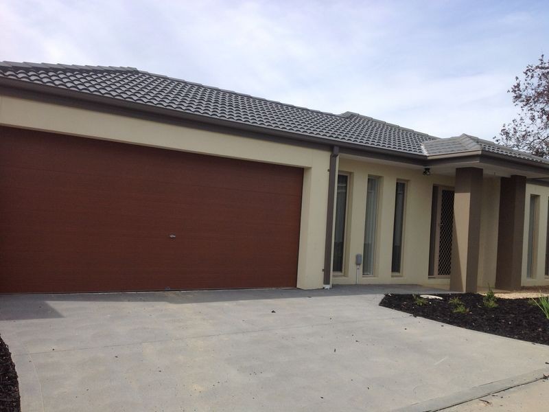 3 Wigan Retreat, Langwarrin VIC 3910