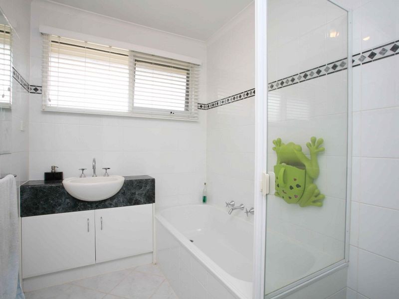 57 Lodge Crescent, Berwick VIC 3806