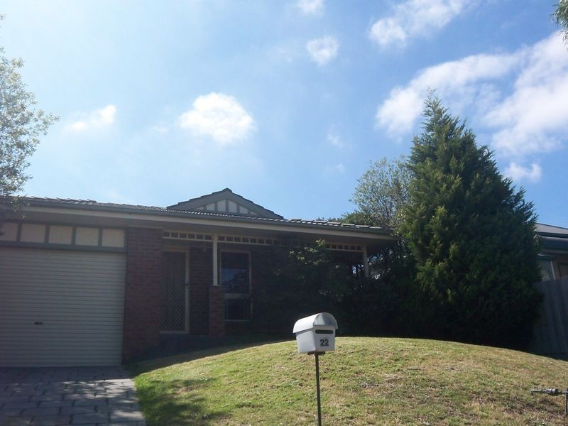 22 Allunga Parade, Berwick VIC 3806