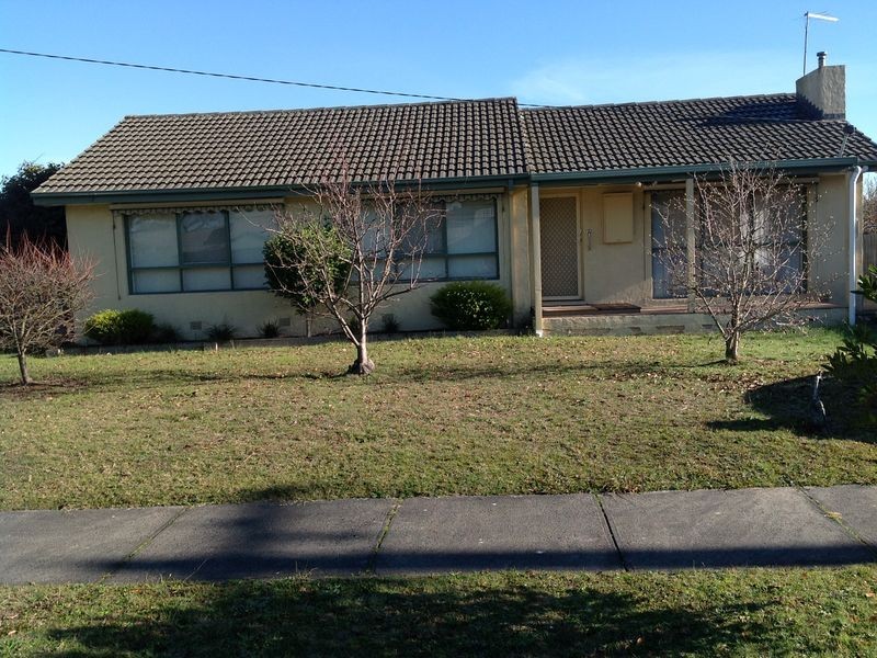 4 Ann Street, Beaconsfield VIC 3807